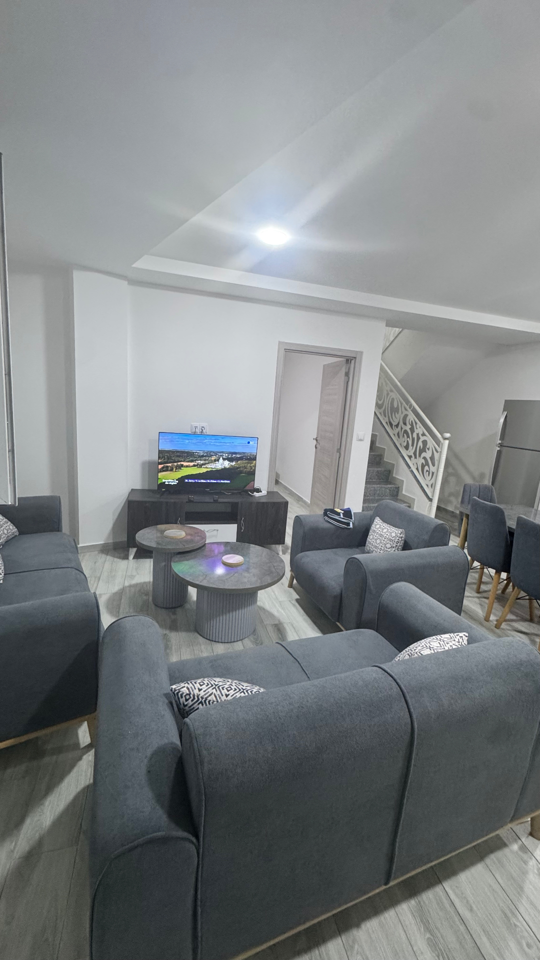 Intérieur de Yemma Gouraya Duplex, location courte durée à Béjaïa